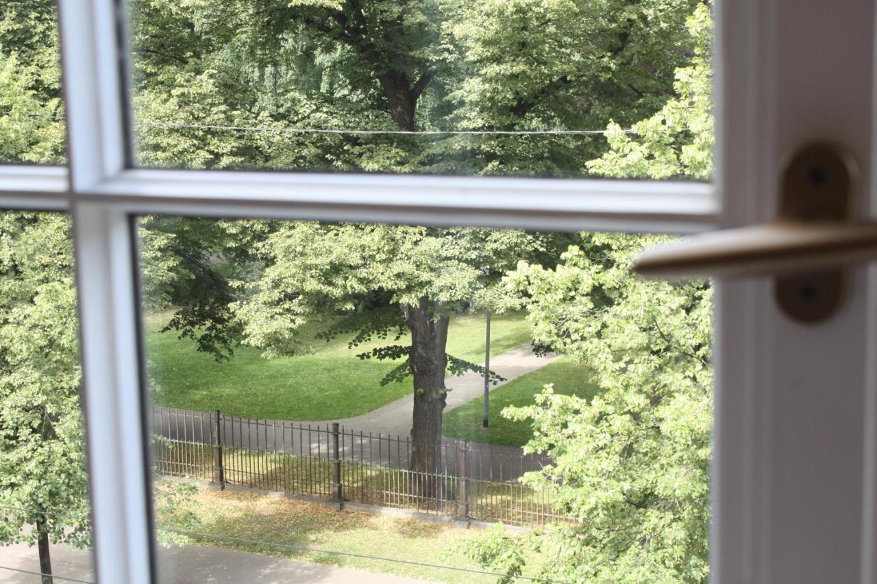 Smart Park View Studio In Heart Of Riga 5 Min To Old Town Exterior foto